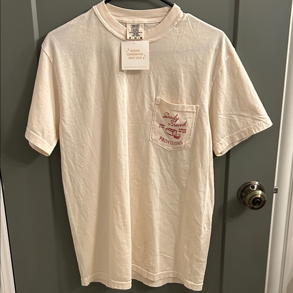 Dear Heart  Cream Pocket Tee size medium
